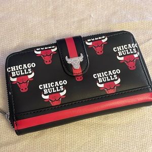 NWT Loungefly Chicago Bulls Long Wallet